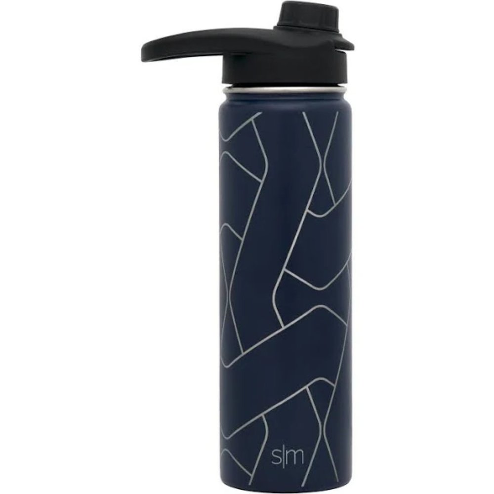 Simple Modern Summit 22 oz bottle with Chug Lid